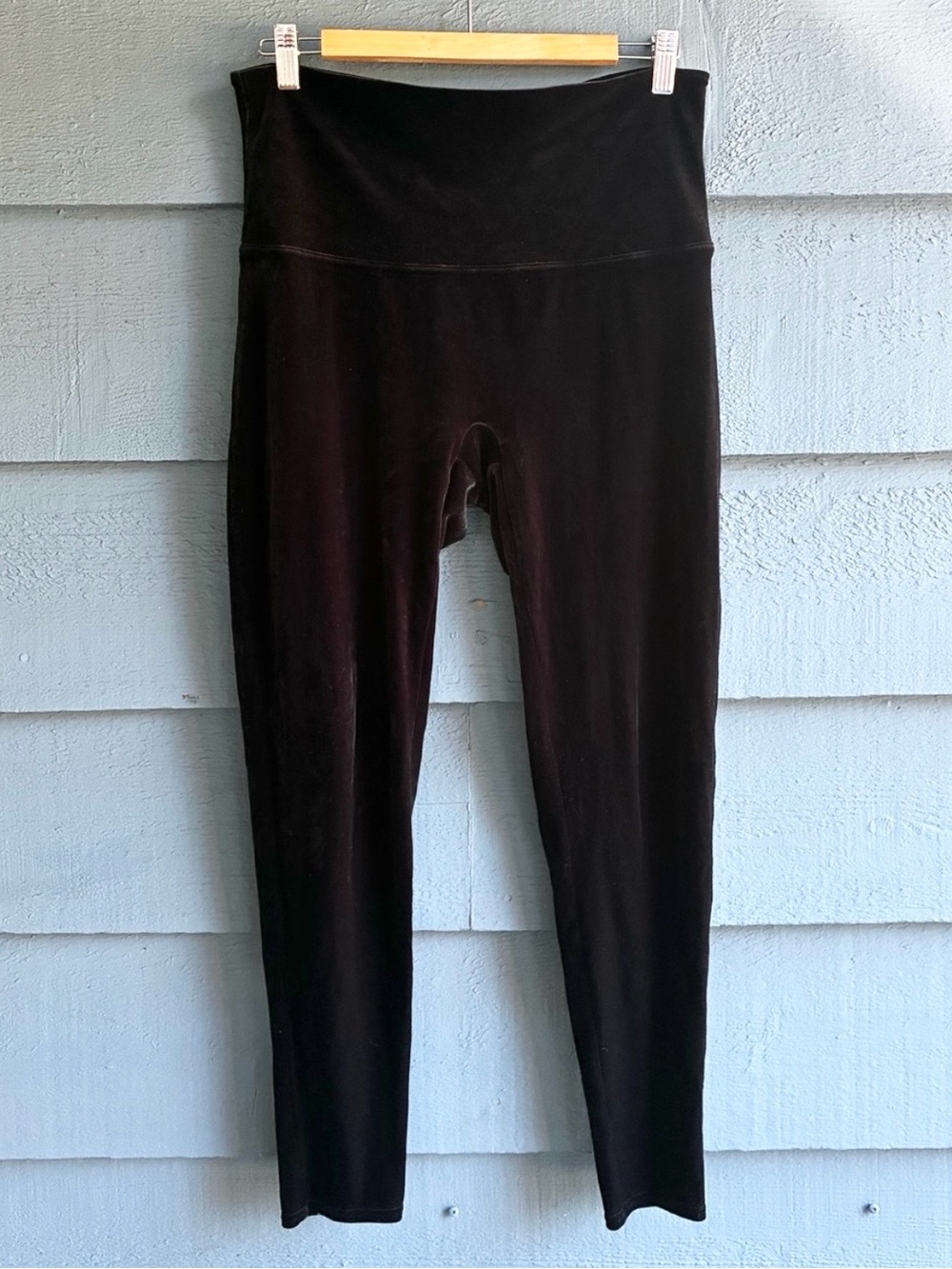 SPANX Black Velour Tummy Control High-Waist Leggings (1X)